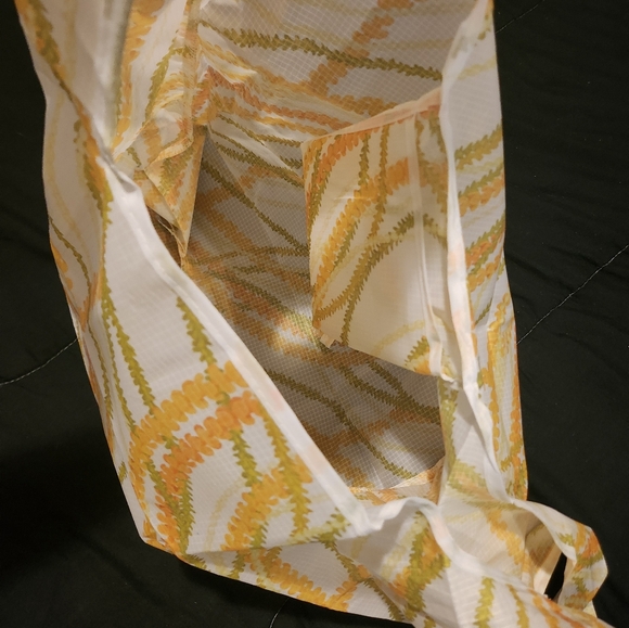 Lexbreezy Hawaiian Pikake Lei Mau reusable eco tote bag foldable - Picture 4 of 8